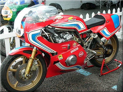 moto-legend-2007-0099.JPG