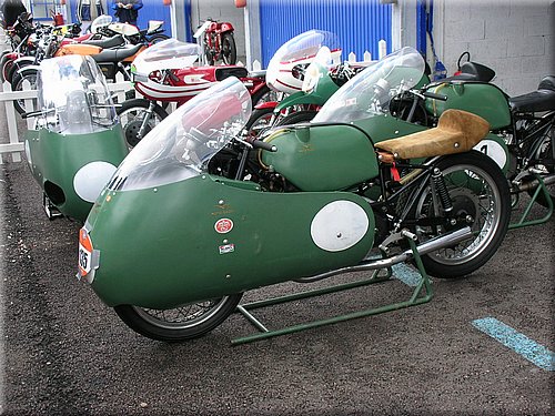 moto-legend-2007-0102.JPG