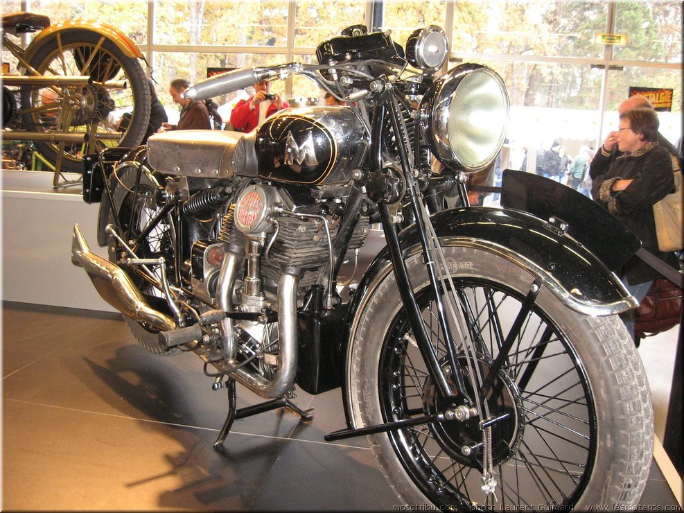 MOTO 