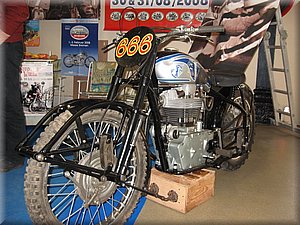 FN-500-1949.jpg