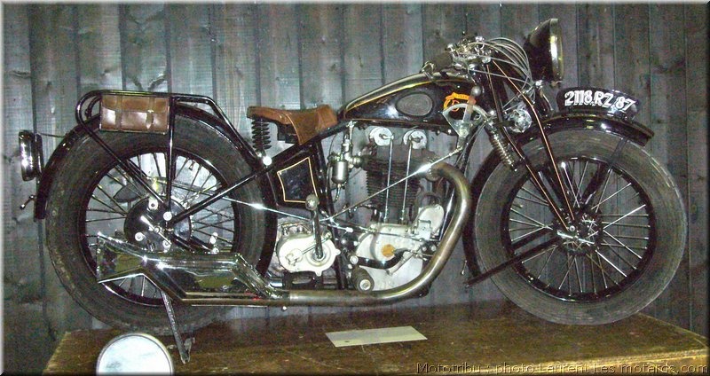 MOTO 