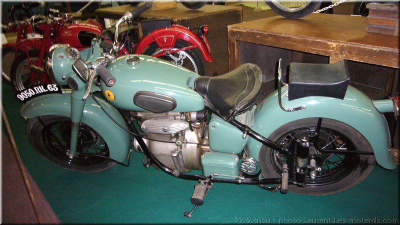 MOTO 