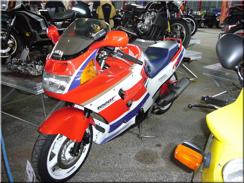 MOTO 