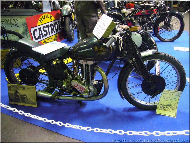 MOTO 