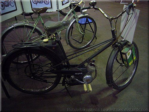 motobecane-typeAV3-49cc-1951.jpg