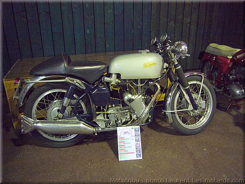 velocette-thruxton-1969-4temps.jpg