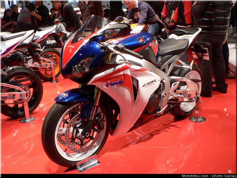 milan_eicma_2010_0104