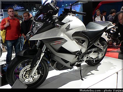 milan_eicma_2010_0117.JPG