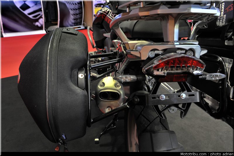 bags_connection_1_jpms_2010_0008