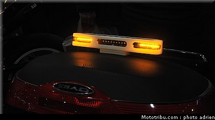 case_light_jpms_2010_0034.JPG
