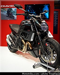 salon_bruxelles_2011_moto_14.jpg
