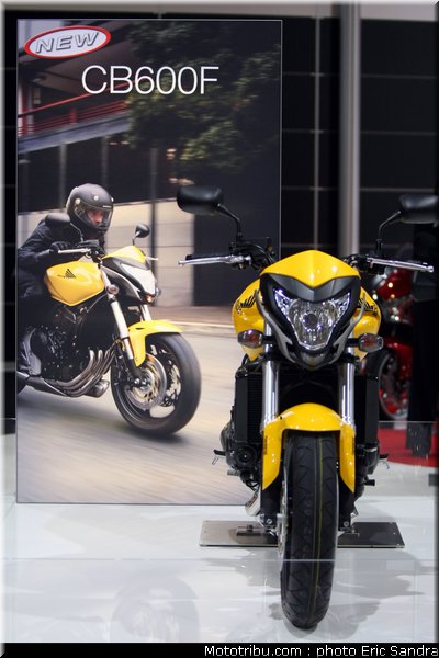salon_bruxelles_2010_Honda_CBF600_1