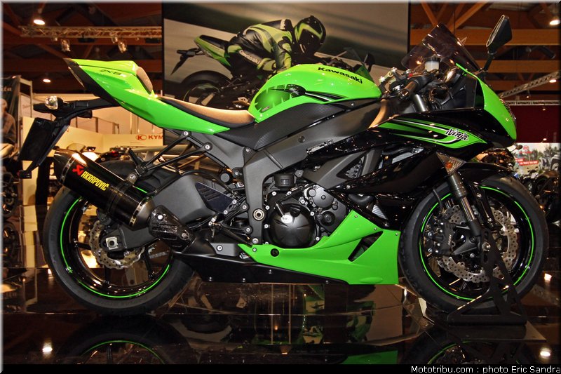 salon_bruxelles_2010_Kawazaki_Ninja_ZX-6R_Performance