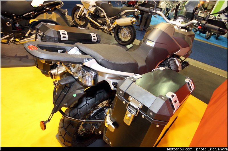 salon_bruxelles_2010_MotoGuzzi_Stelvio_1200_4V_5