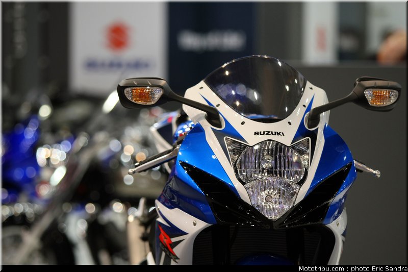 salon_bruxelles_2010_Suzuki_GSXR600_1