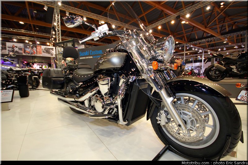 salon_bruxelles_2010_Suzuki_VLR1800_1