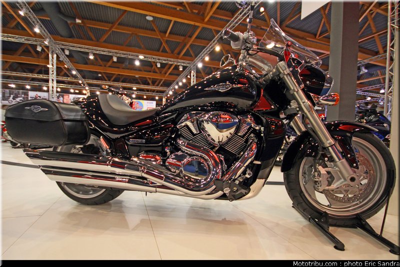 salon_bruxelles_2010_Suzuki_VZR1800