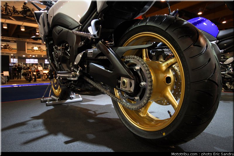 salon_bruxelles_2010_Yamaha_Fazer8_ABS_2