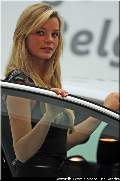 salon_bruxelles_2010_girl_15