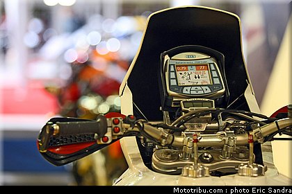 salon_bruxelles_2010_Aprilia_2.jpg