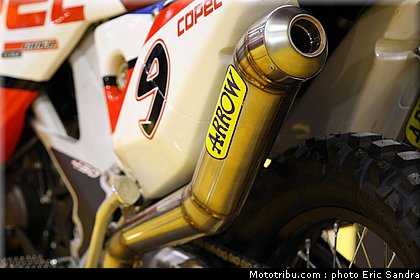 salon_bruxelles_2010_Aprilia_3.jpg