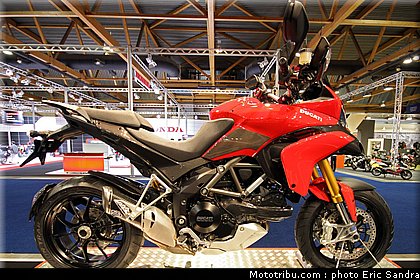 salon_bruxelles_2010_Ducati_Multistrada_1200S_sport_1.jpg