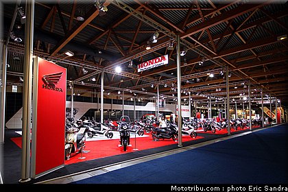 salon_bruxelles_2010_Honda_1.jpg