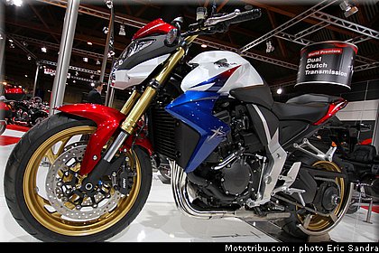 salon_bruxelles_2010_Honda_CB1000RR_ABS_5.jpg