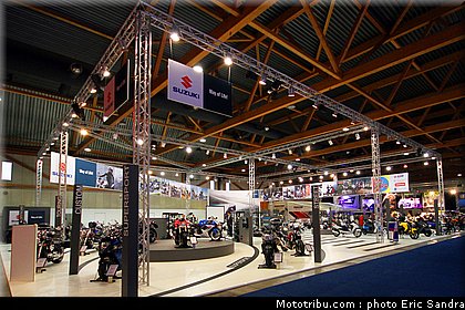 salon_bruxelles_2010_Suzuki_1.jpg