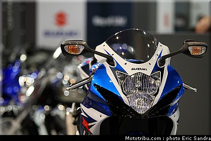 salon_bruxelles_2010_Suzuki_GSXR600_1.jpg