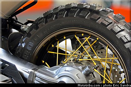 salon_bruxelles_2010_Yamaha_XTZ_Super_Tenere_3.jpg