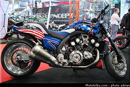 jpms_2011_cannes_moto_services_02.JPG