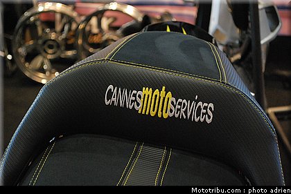 jpms_2011_cannes_moto_services_05.JPG