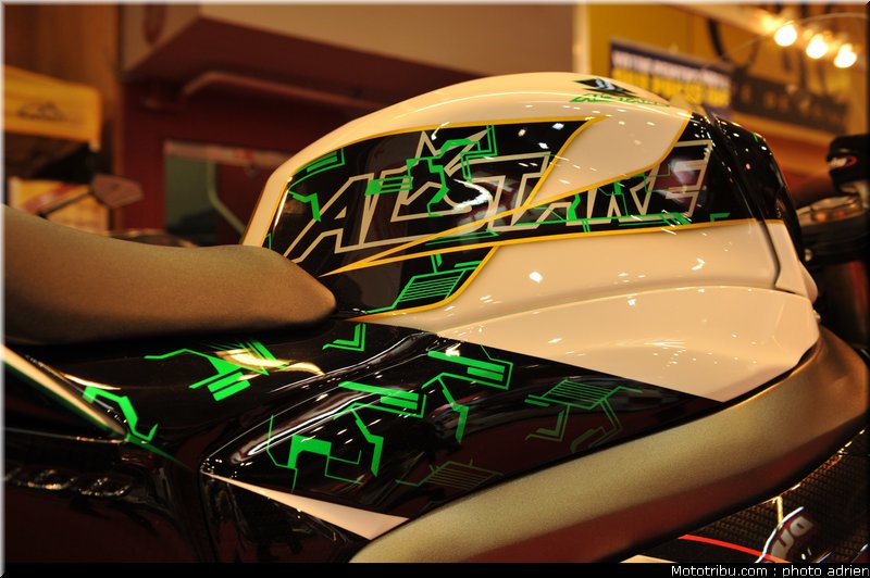 aerographik_001_salon_de_la_moto_paris_2011