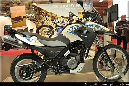 bmw_003_salon_de_la_moto_paris_2011.jpg