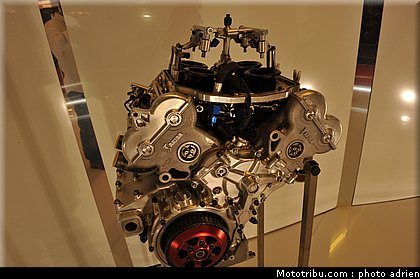 boxer_007_salon_de_la_moto_paris_2011.jpg