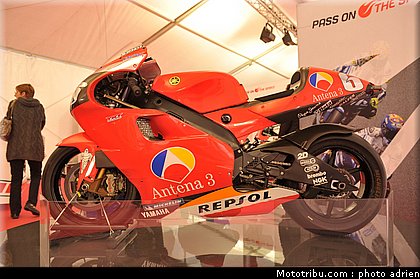 yamaha_gp_012_salon_de_la_moto_paris_2011.jpg