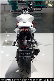 triumph_04_salon_intermot_cologne_2012.jpg