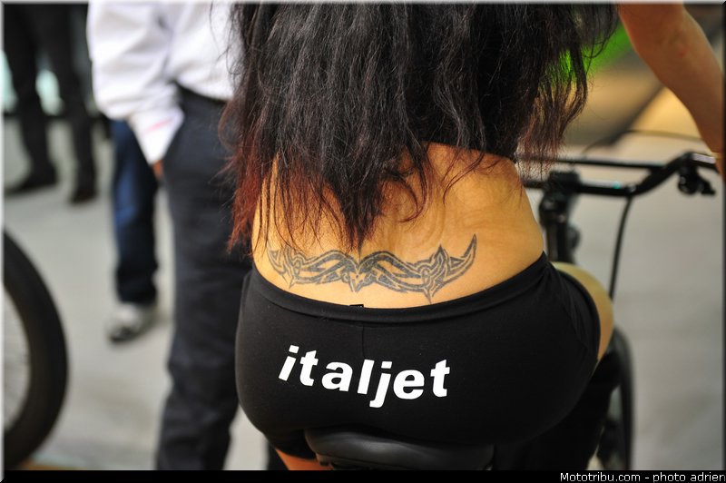 babe_035_salon_de_milan_eicma_2012