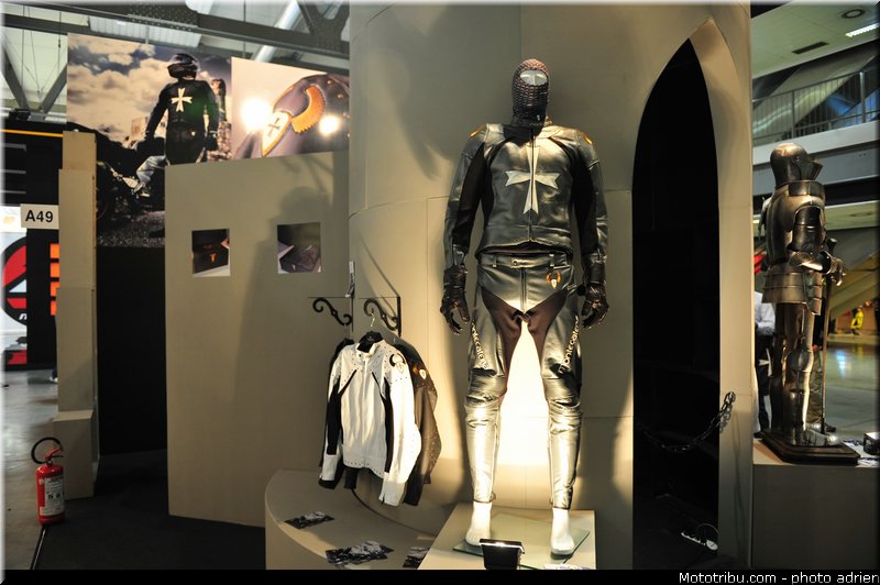 divers_005_salon_de_milan_eicma_2012