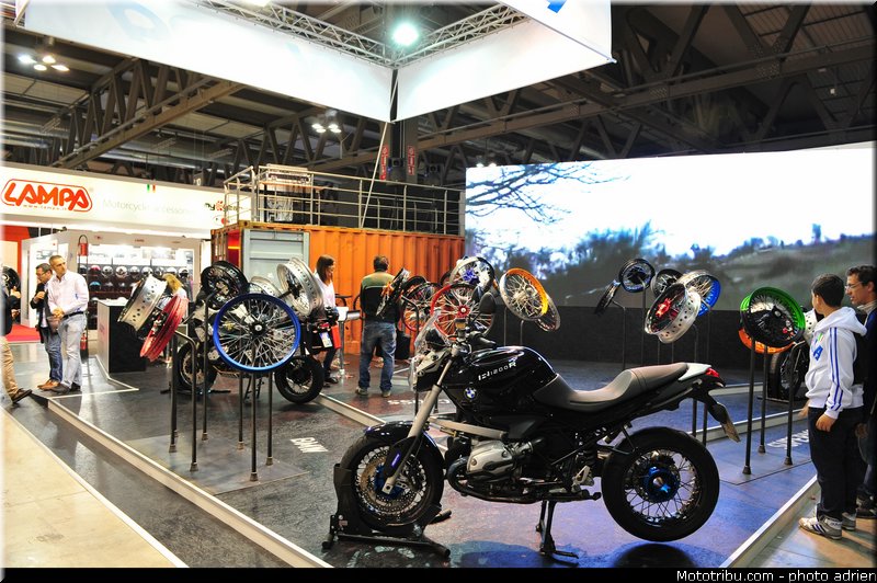 divers_019_salon_de_milan_eicma_2012