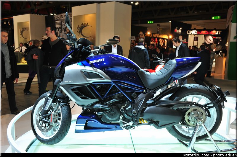 ducati_011_salon_de_milan_eicma_2012