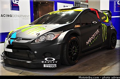 divers_022_salon_de_milan_eicma_2012.jpg