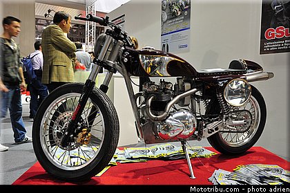 divers_026_salon_de_milan_eicma_2012.jpg