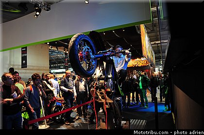 divers_035_salon_de_milan_eicma_2012.jpg