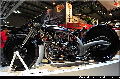 divers_037_salon_de_milan_eicma_2012.jpg