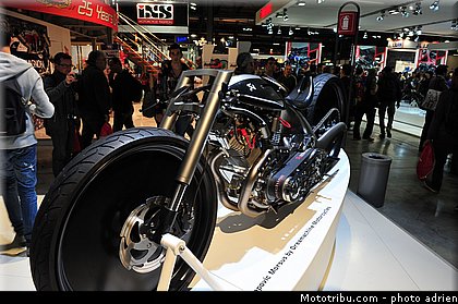 divers_038_salon_de_milan_eicma_2012.jpg