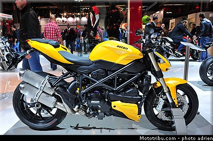 ducati_004_salon_de_milan_eicma_2012.jpg