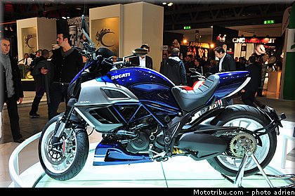 ducati_011_salon_de_milan_eicma_2012.jpg