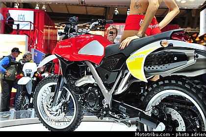 husqvarna_005_salon_de_milan_eicma_2012.jpg